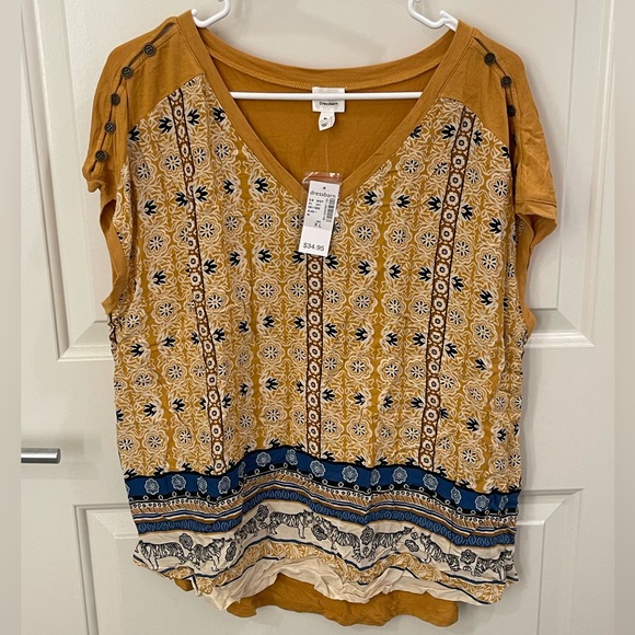 New with Tags! XL Yellow & Navy Top from Dress Barn - Fun Boho Tiger Print - Picture 1 of 6
